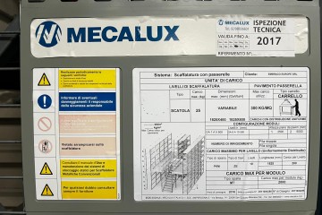 Liquidazione soppalco con scaffalatura marca Mecalux, anno 2016
