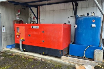 Liquidazione gruppo elettrogeno, marca Himoinsa da 80 kw/100 kva, motore Iveco, anno 2008