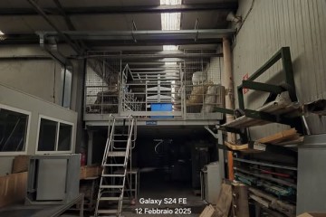 Liquidazione soppalco in ferro da officina